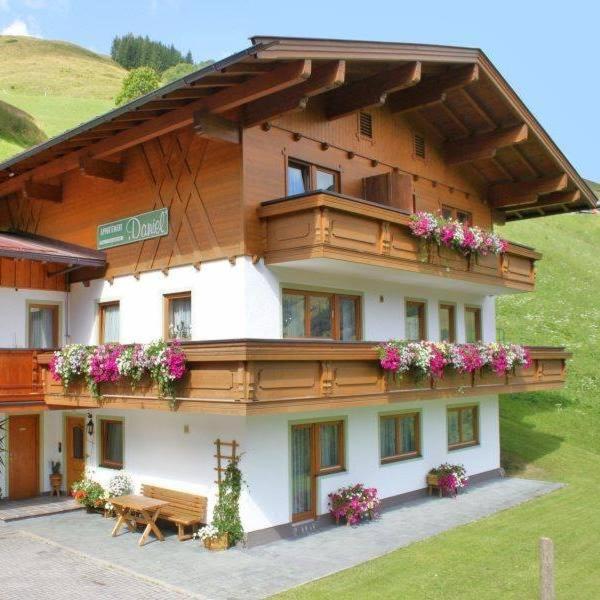 Appartementhaus Daniel Saalbach-Hinterglemm Exterior photo